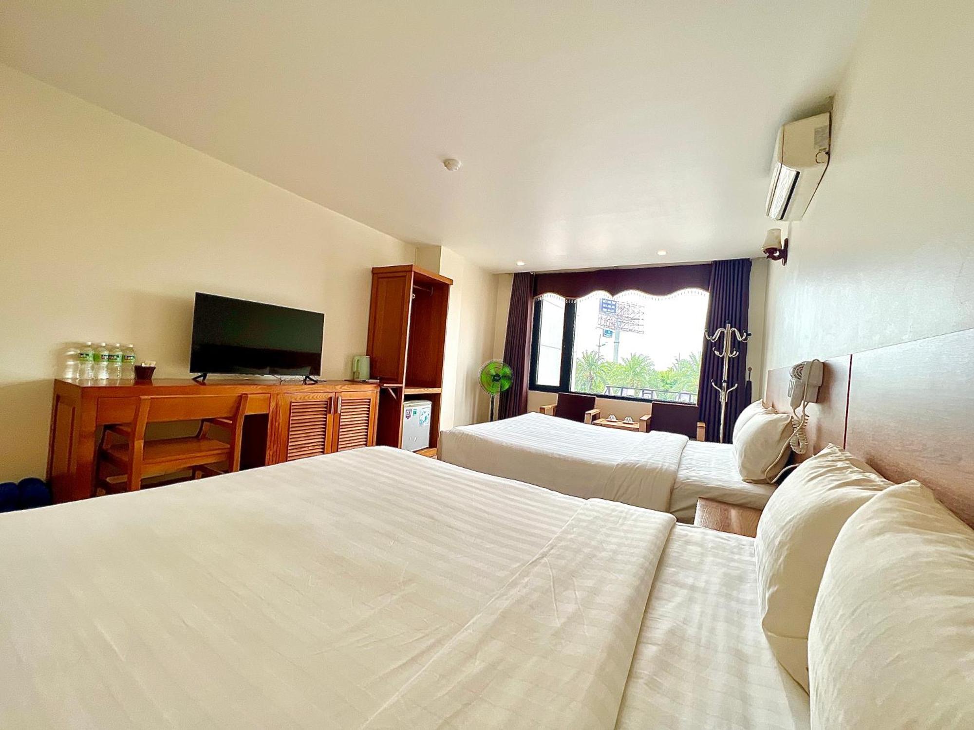 Dragon Airport Hotel Noi Bai Exterior photo