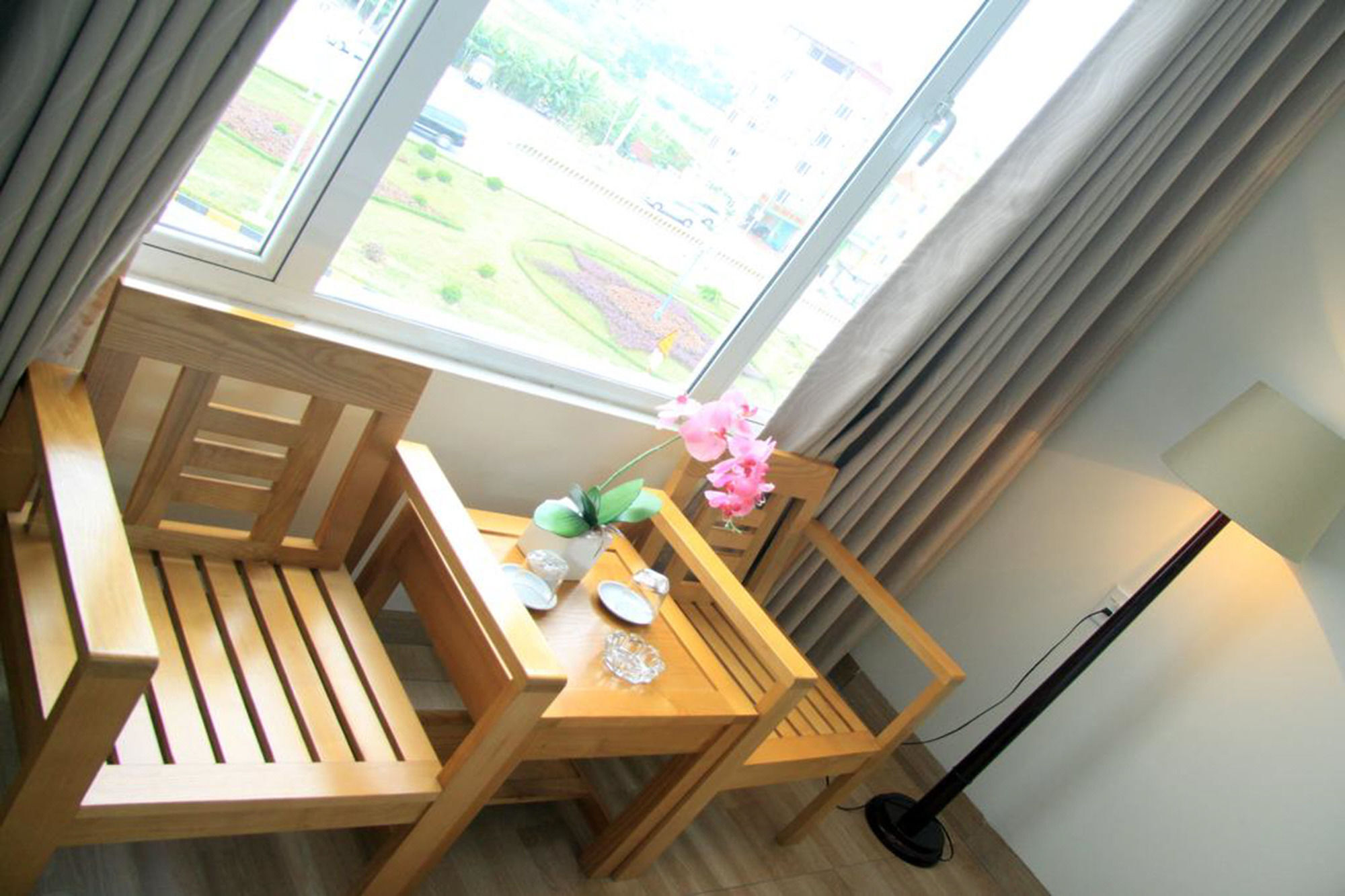 Dragon Airport Hotel Noi Bai Exterior photo